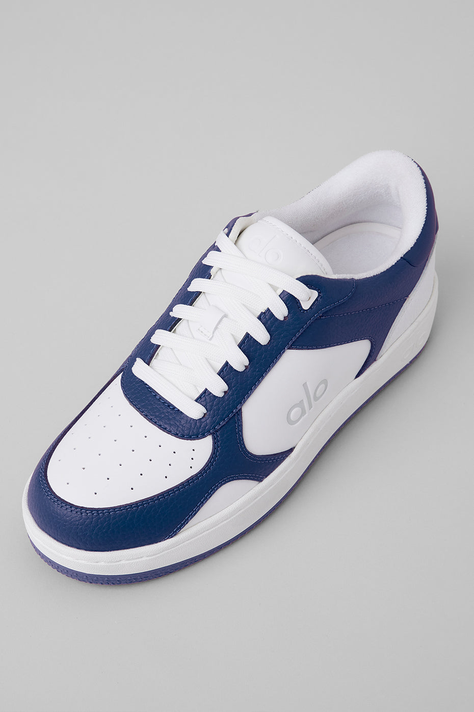 ALO Recovery Mode Sneaker (Unisex) - Navy/White--5