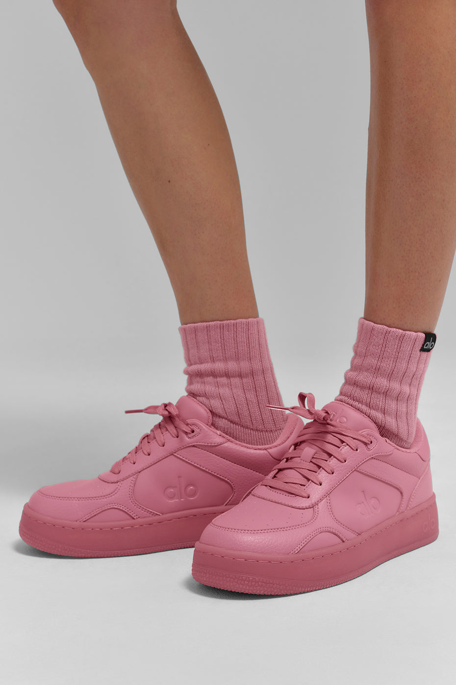 ALO Recovery Mode Sneaker (Unisex) - Pink Wild Rose--5