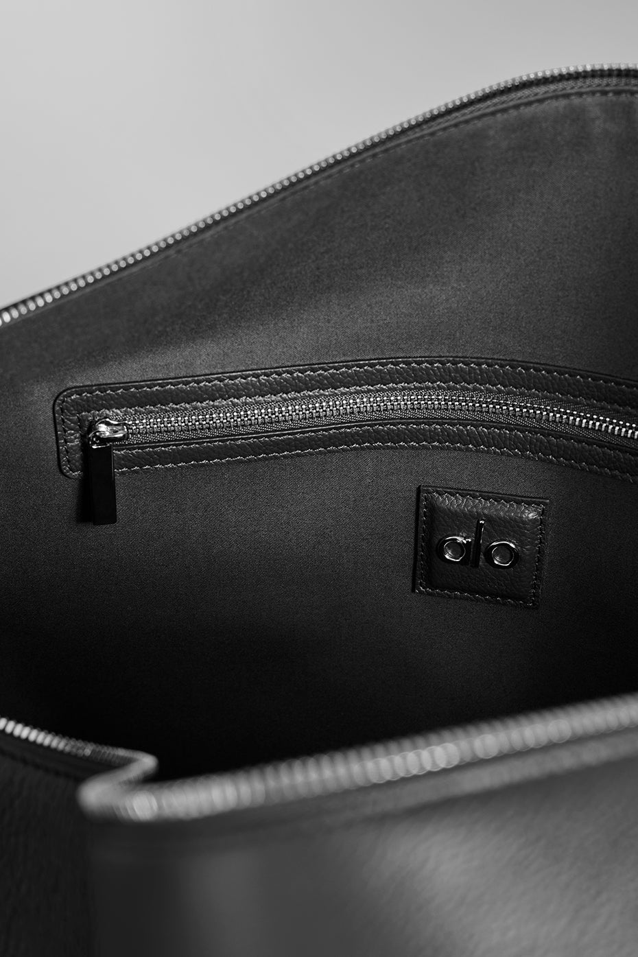 ALO Voyage Duffle - Black Leather--5