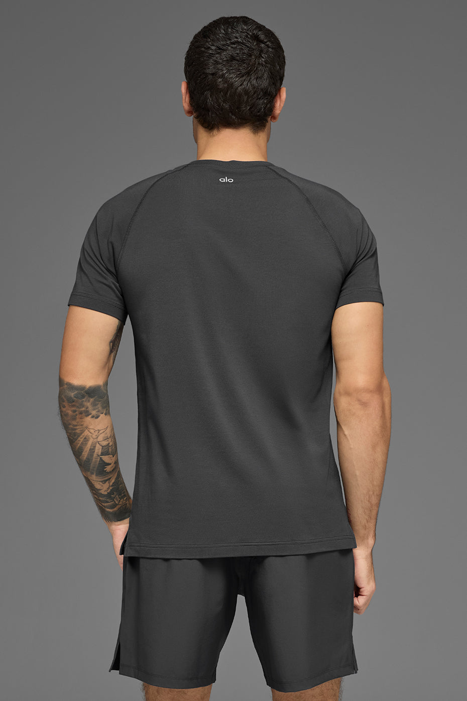 ALO Vapor Crewneck Short Sleeve - Anthracite--2