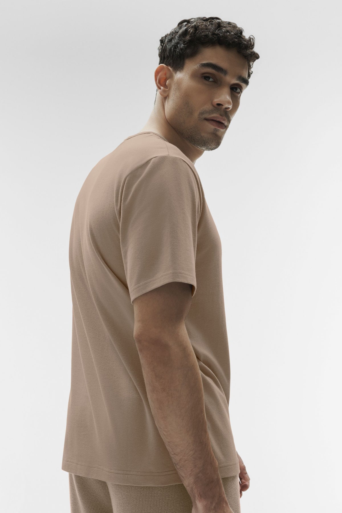 Street Essential Tee - Gravel--2