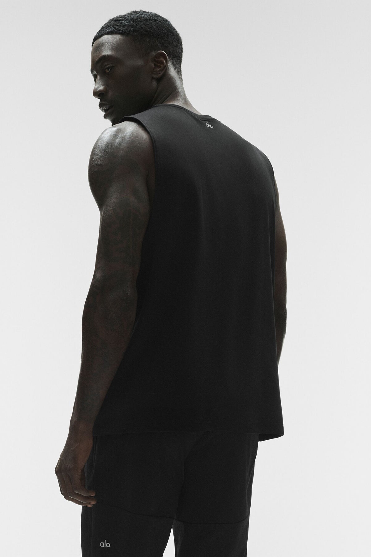 Conquer Muscle Tank - Black--4