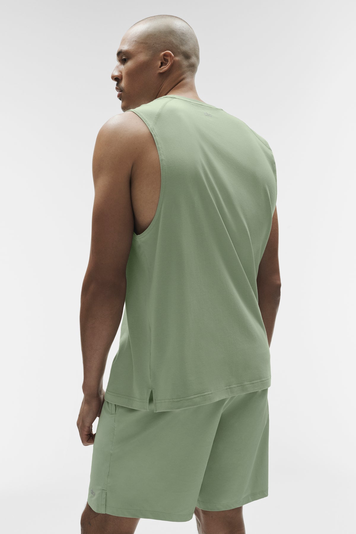ALO Vapor Muscle Tank - Dune Grass--3
