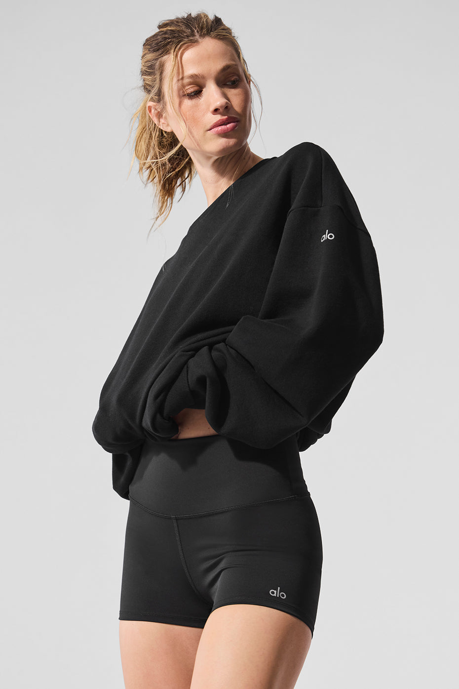Chill Crew Neck Pullover - Black--2