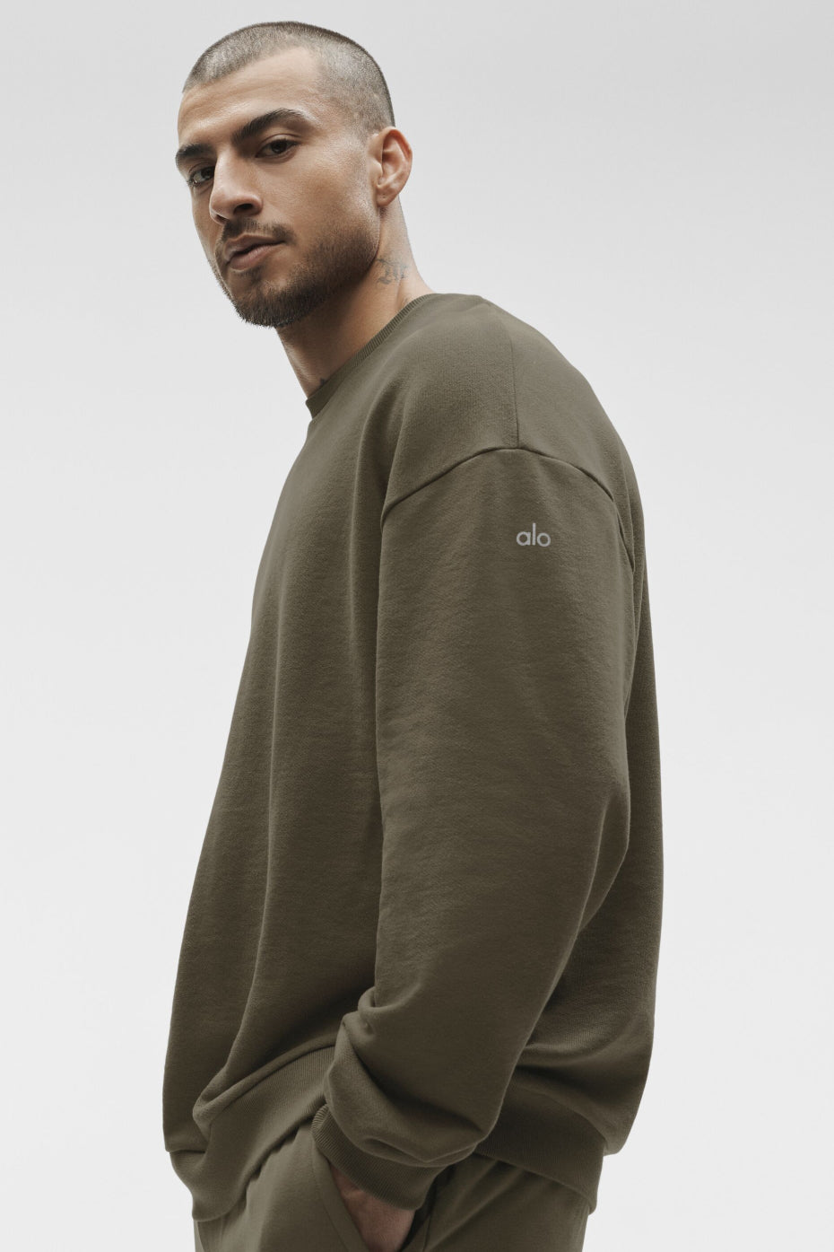 Chill Crew Neck Pullover - Olive Tree--3
