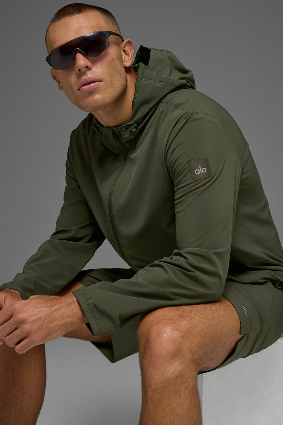 Performance On-The-Go Jacket - Green Olive--5