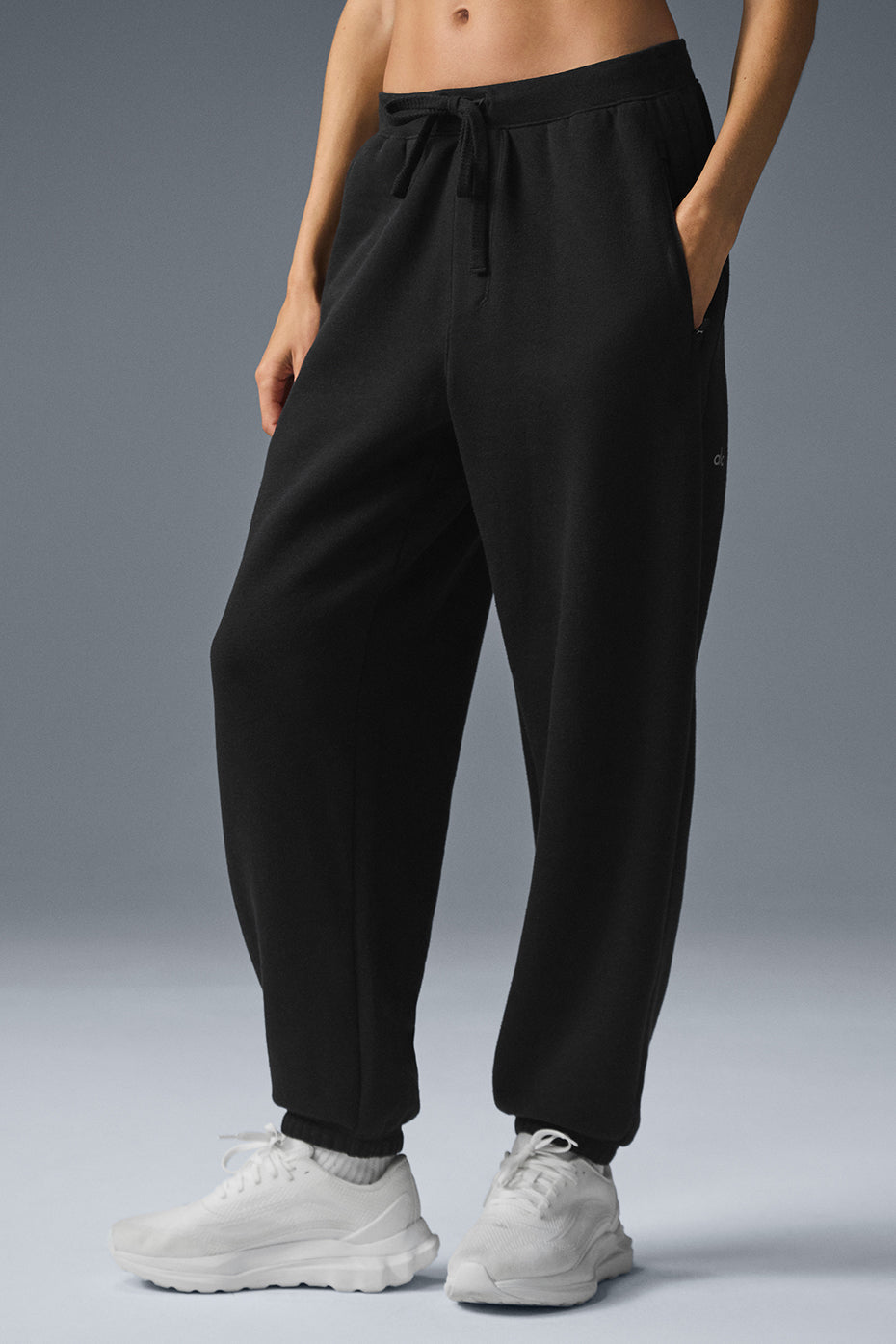 Triumph Restore Sweatpant - Black--0