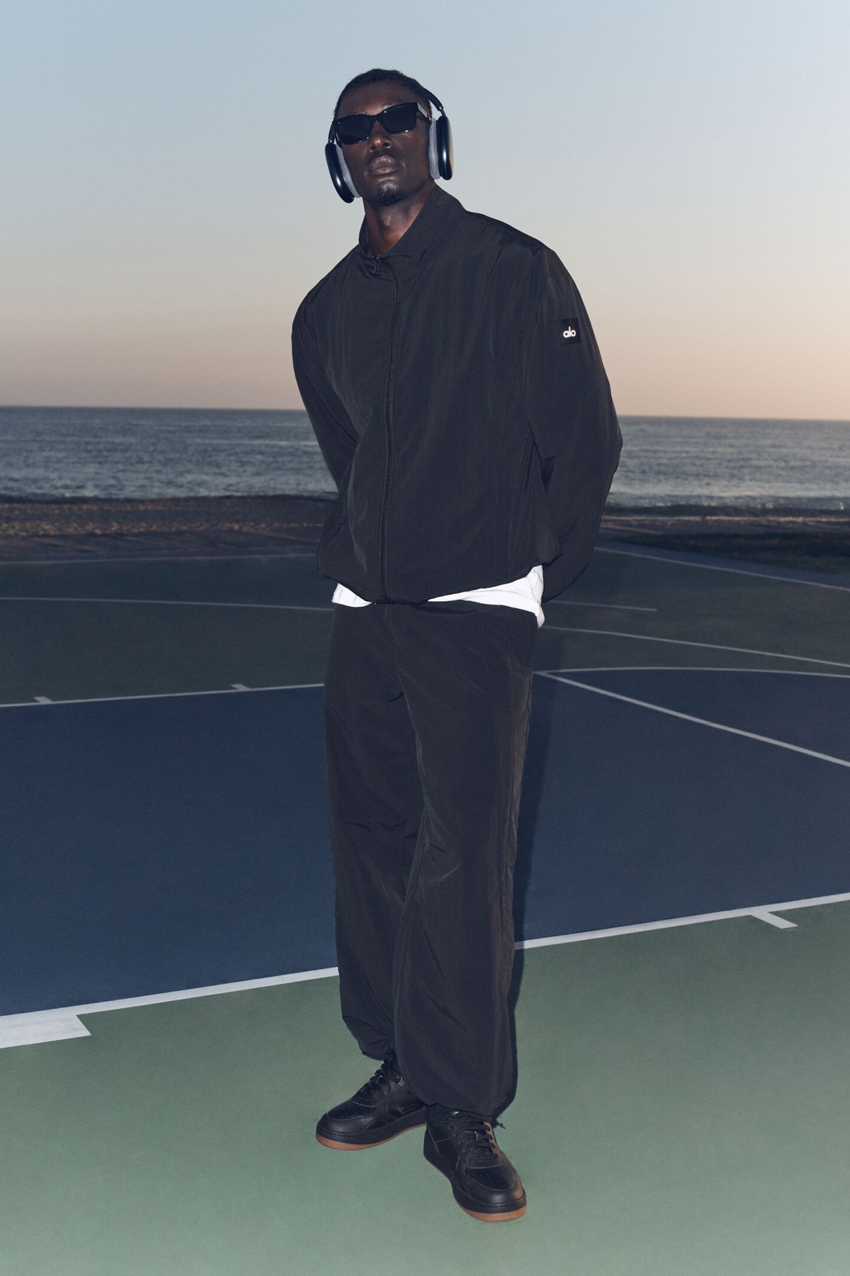 Takeaway Track Straight Leg Pant - Black--0