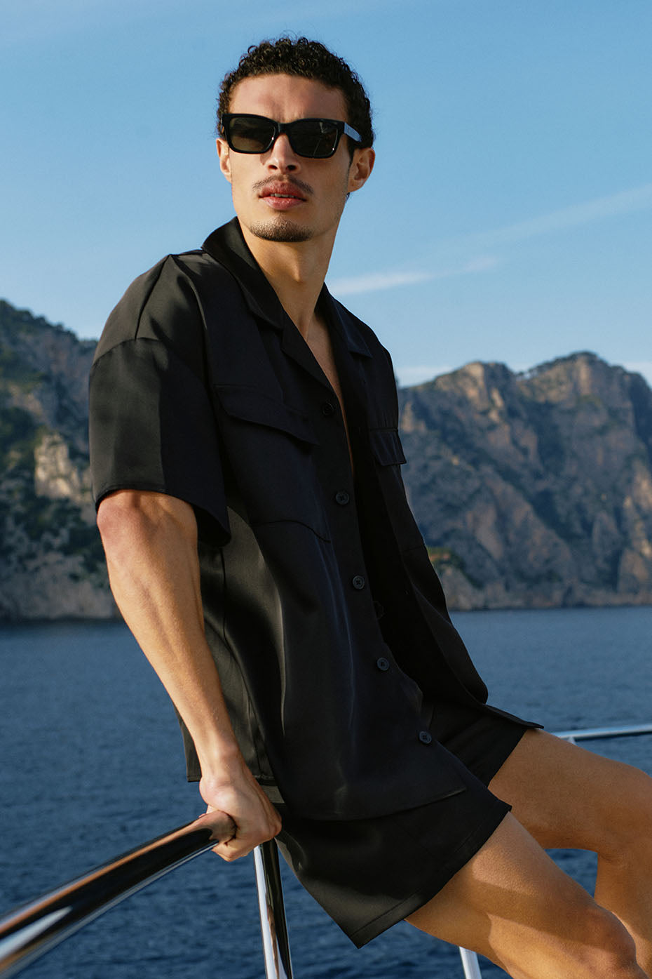 7" Satin Horizon Short - Black--0