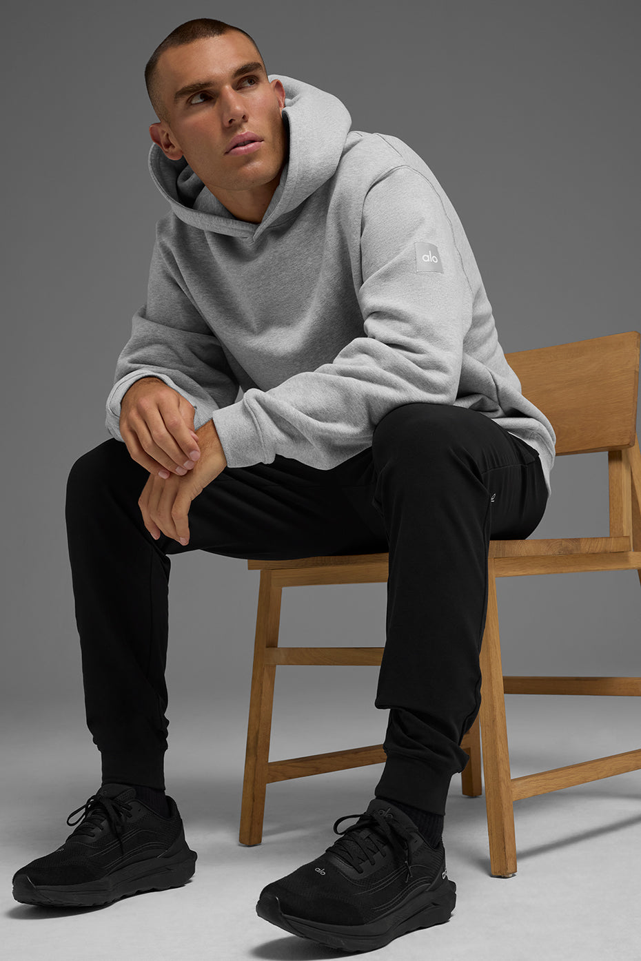 Renown Heavy Weight Hoodie - Athletic Heather Grey--4