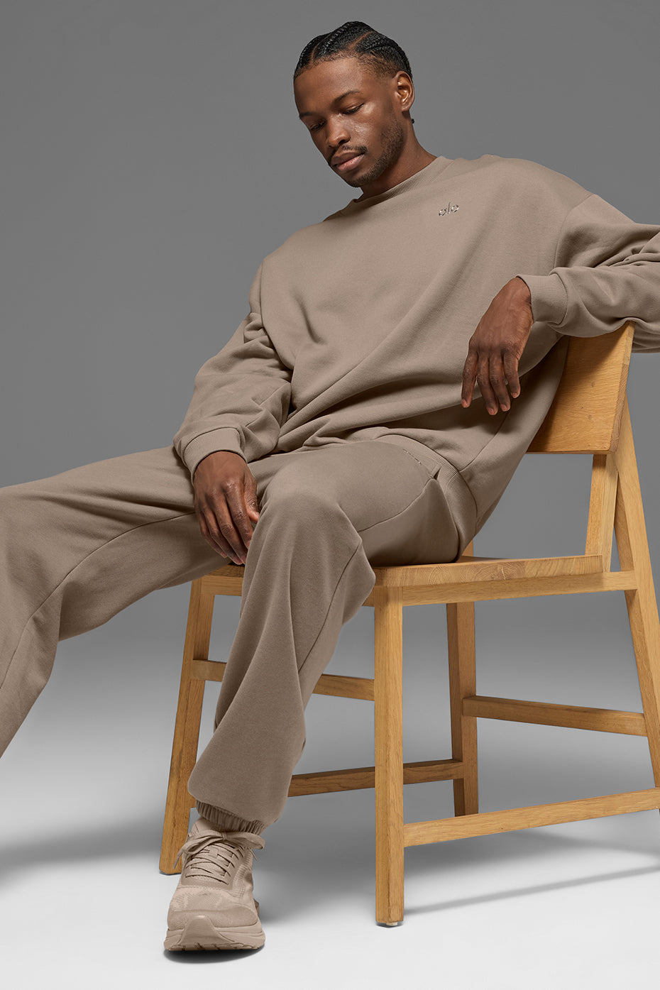 Accolade Crew Neck Pullover - Gravel--4