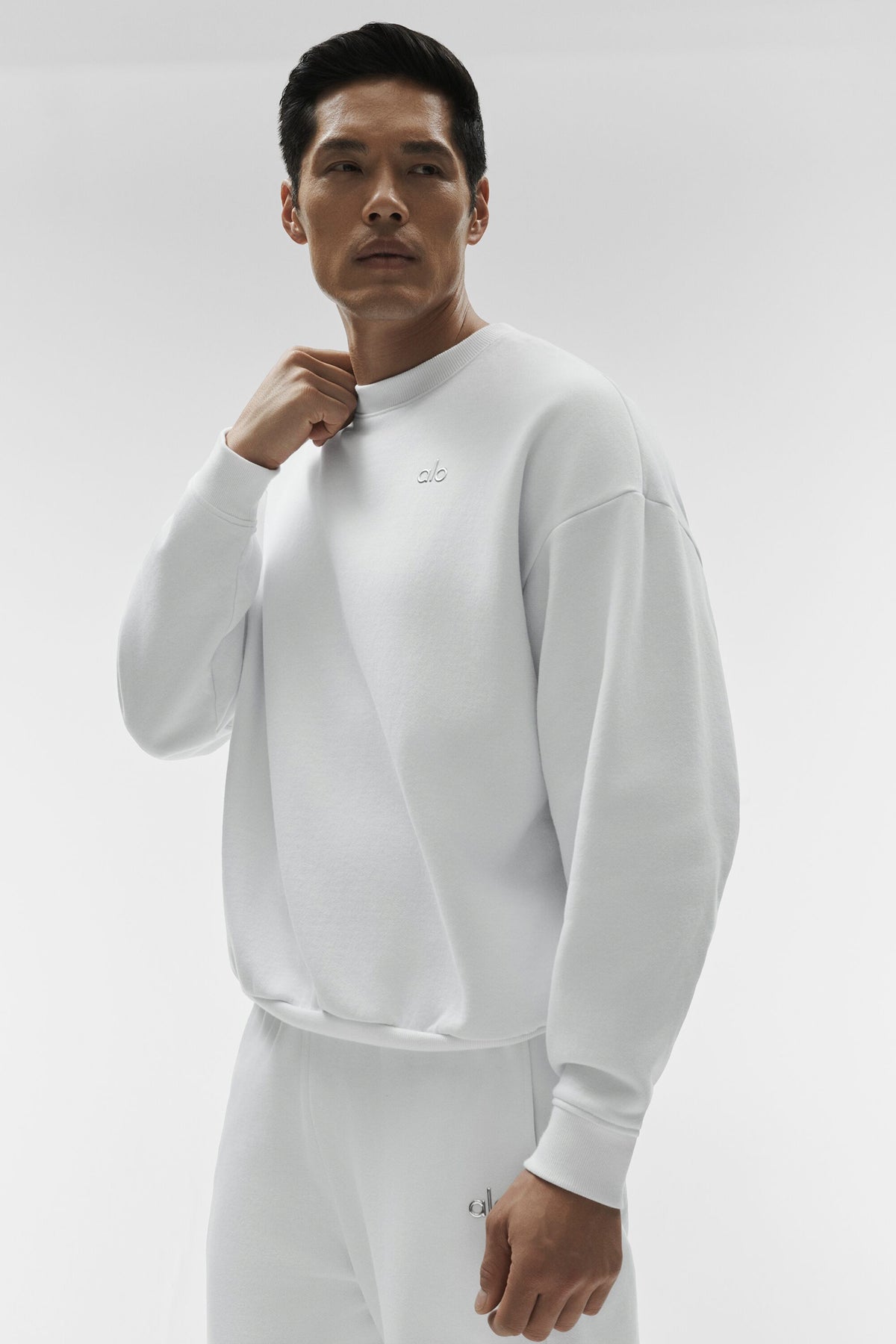 Accolade Crew Neck Pullover - White--2