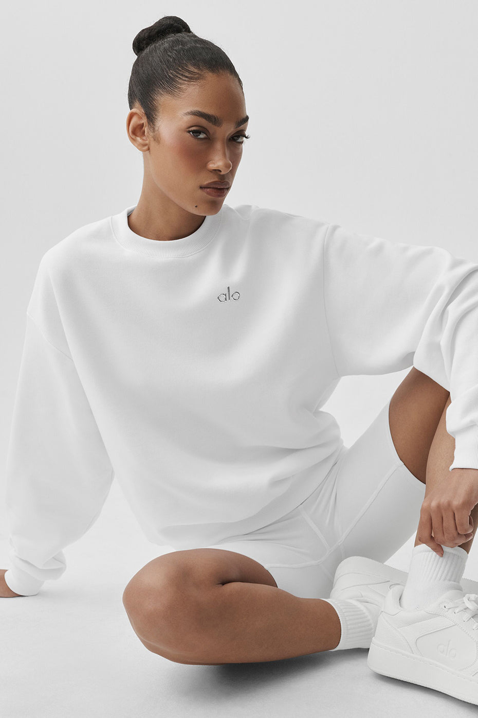 Accolade Crew Neck Pullover - White--2