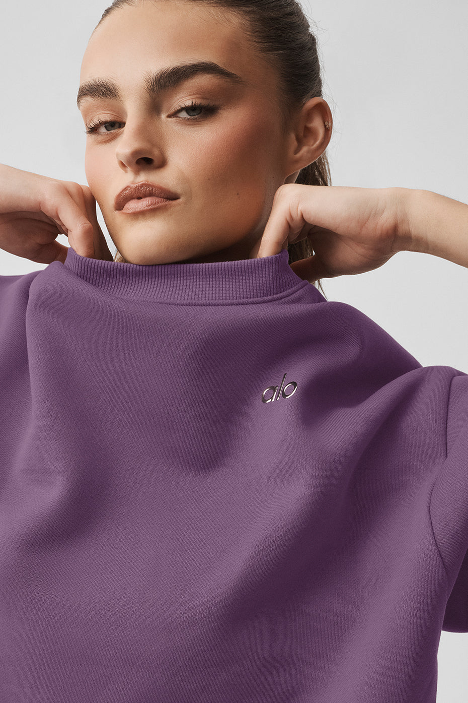 Accolade Crew Neck Pullover - Plum Kiss--2