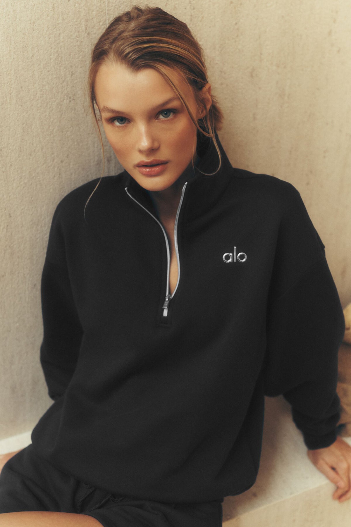 Accolade 1/4 Zip Pullover - Black--0