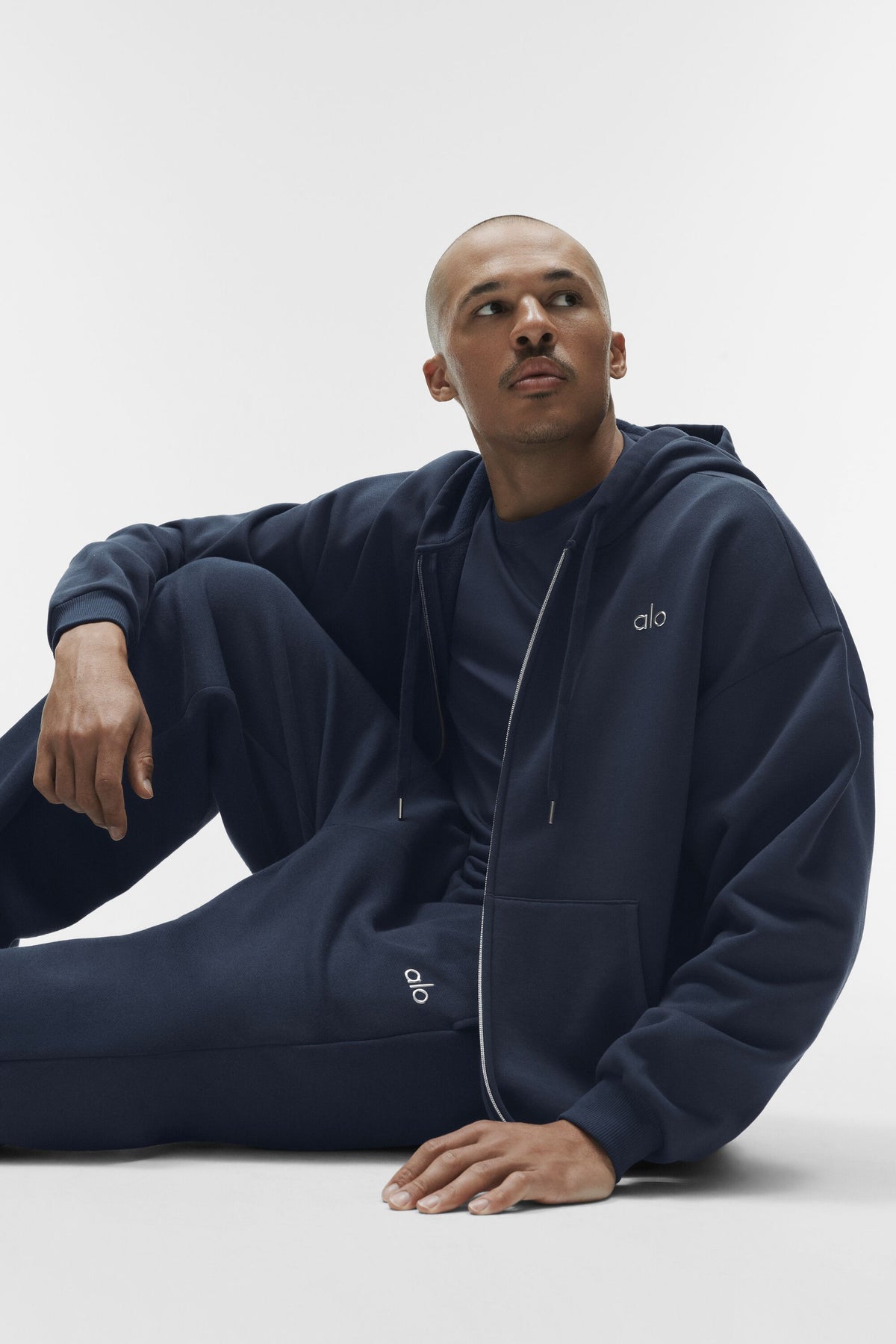 Accolade Full Zip Hoodie - Navy--0