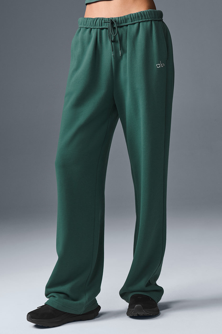 Accolade Straight Leg Sweatpant - Winter Ivy--0