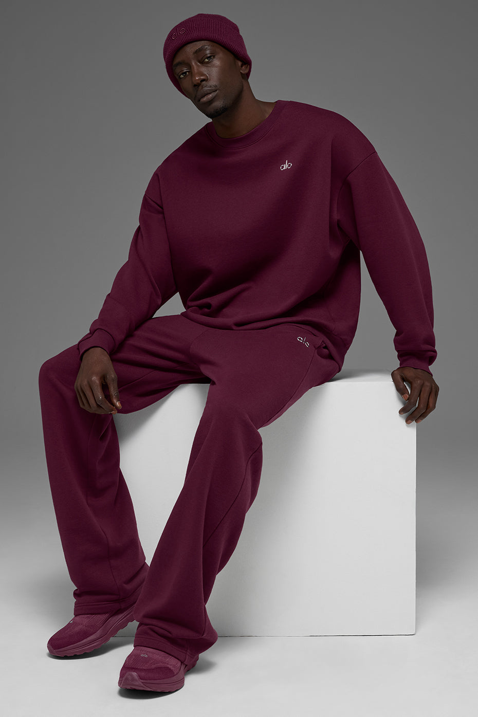 Accolade Straight Leg Sweatpant - Burgundy--5