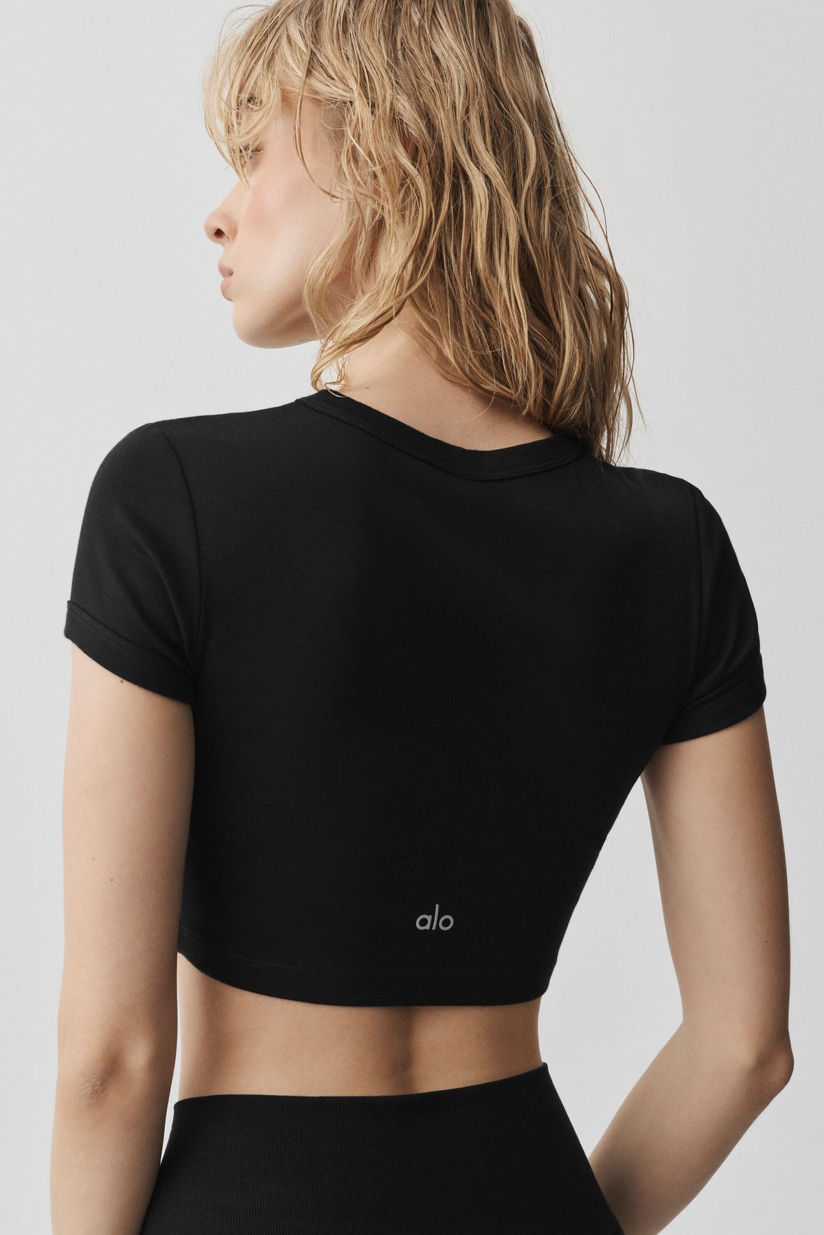 Cropped Timeless Tee - Black--2