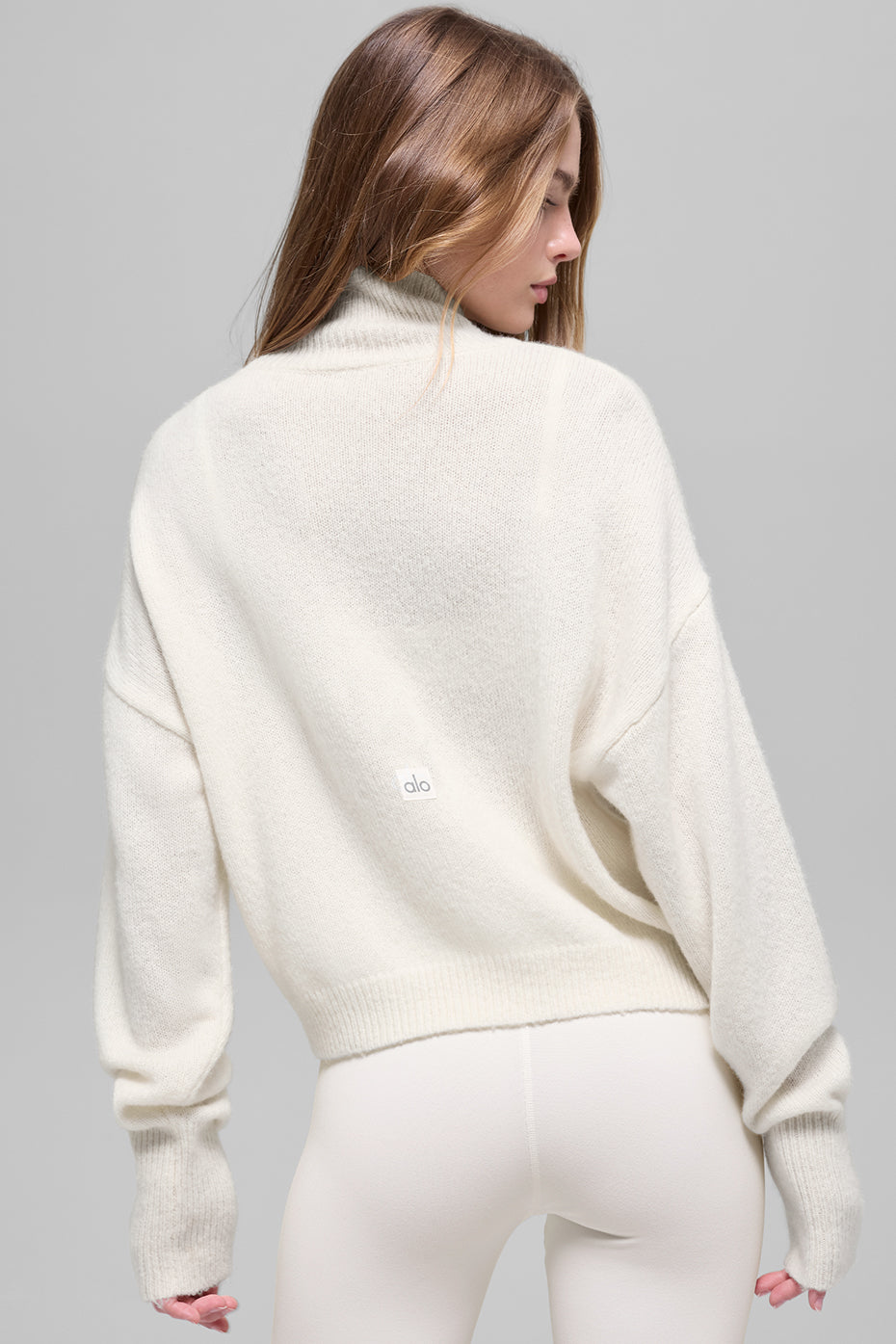 Wool Cashmere Cropped New Class Turtleneck Sweater - Ivory--2