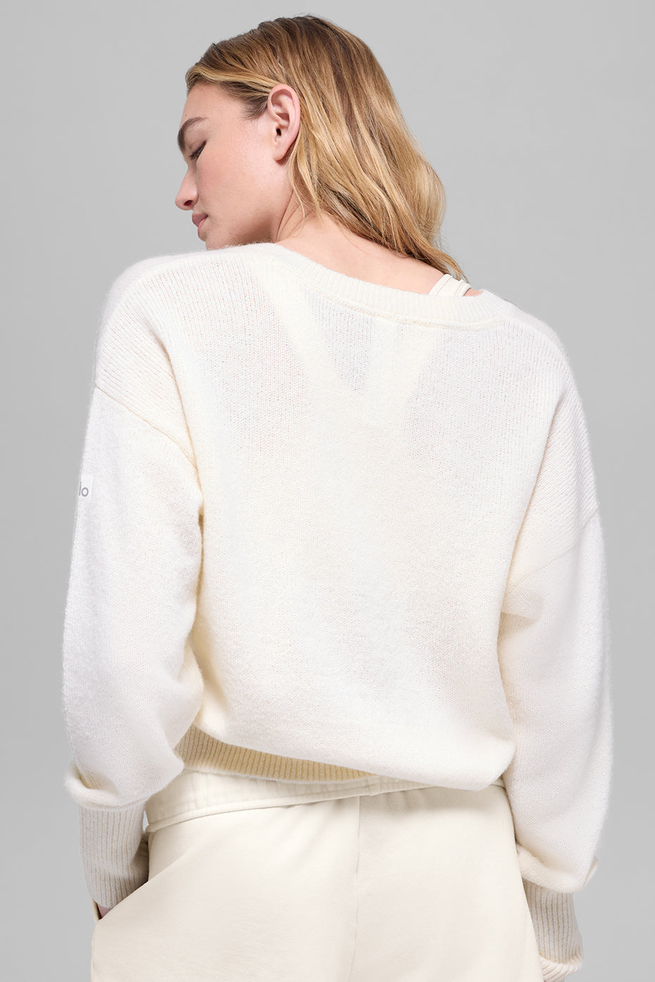 Wool Cashmere Cropped New Class V-Neck Sweater - Ivory--2