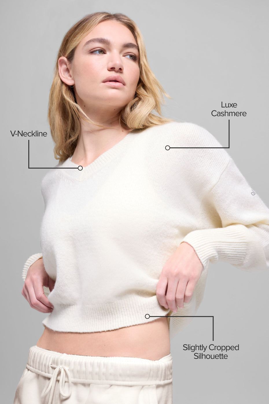 Wool Cashmere Cropped New Class V-Neck Sweater - Ivory--1
