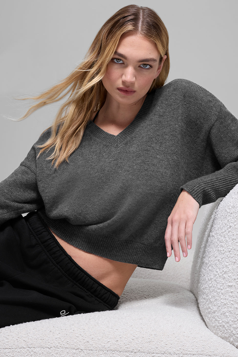 Wool Cashmere Cropped New Class V-Neck Sweater - Platinum Grey--2