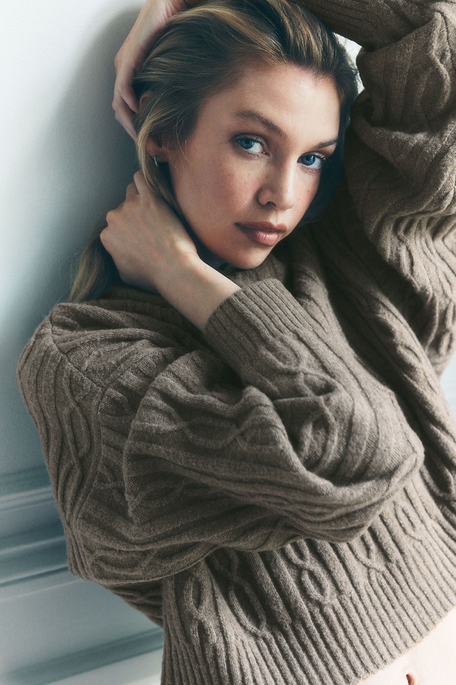 Cable Knit Winter Bliss Hoodie - Light Cocoa--0
