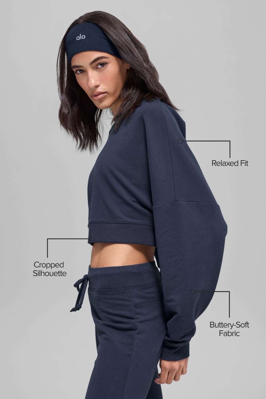 Cropped Sway Crew Neck Pullover - Navy--1
