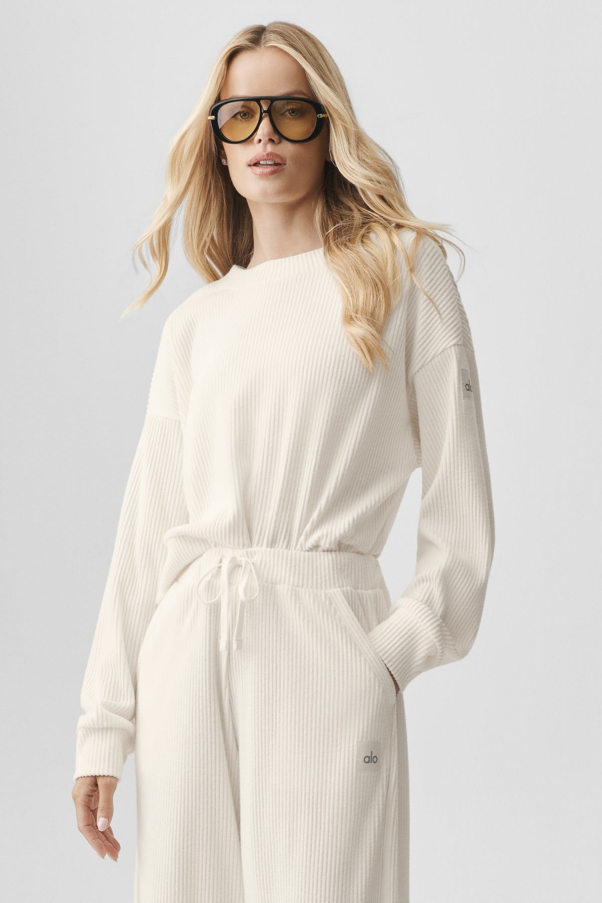Muse Crew Neck Pullover - Ivory--0