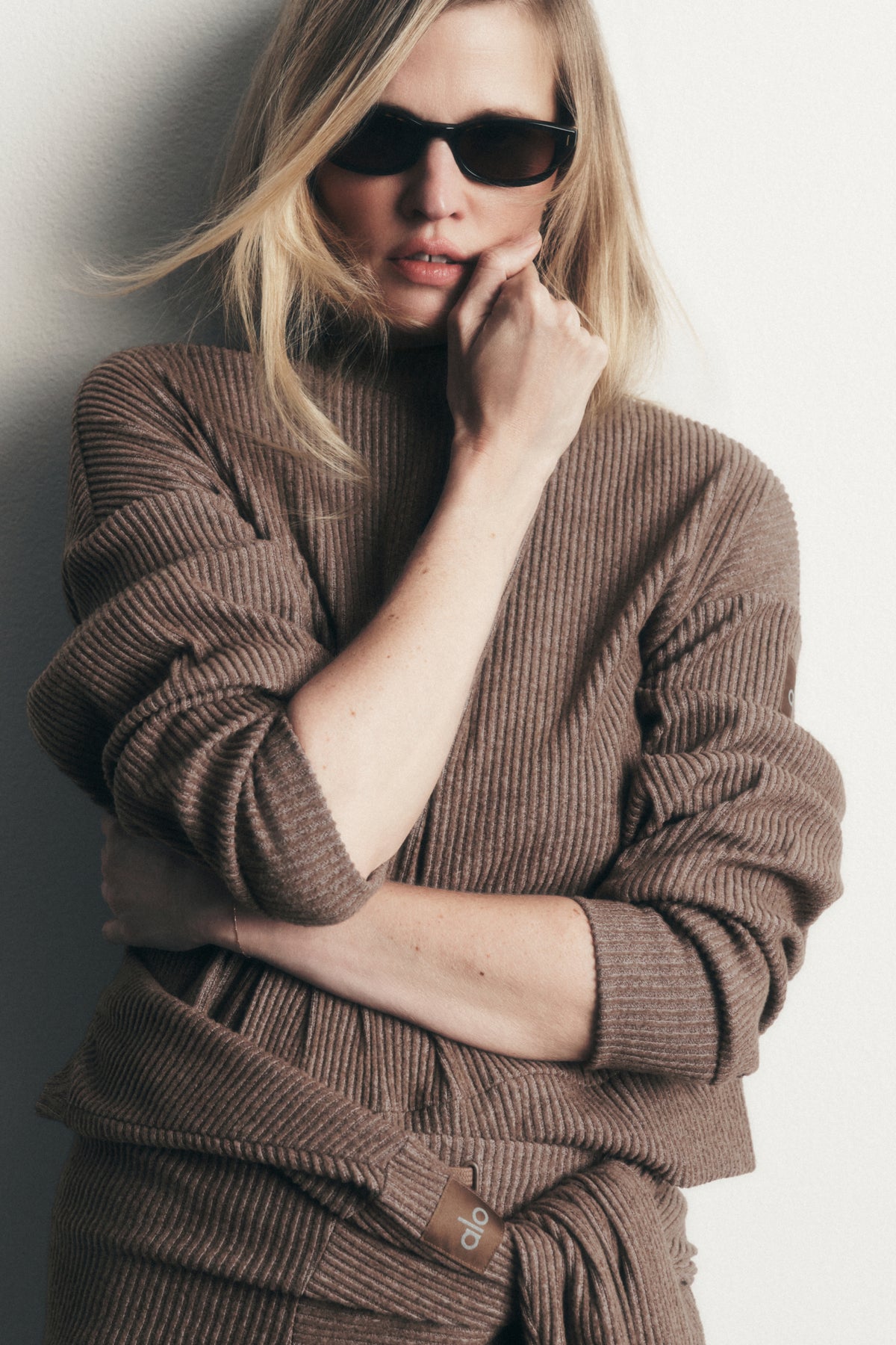 Muse Crew Neck Pullover - Java Brown Heather--0