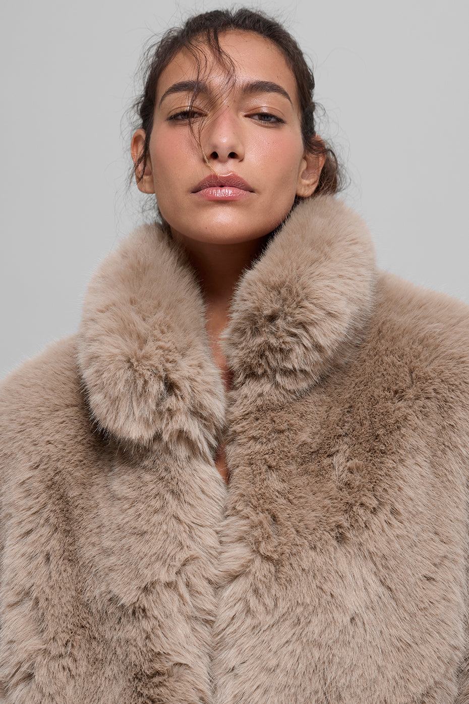 Opulent Faux Fur Cropped Jacket - Oat--3