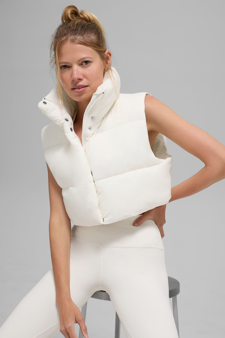 Cropped Gold Rush Puffer Vest - Ivory--4