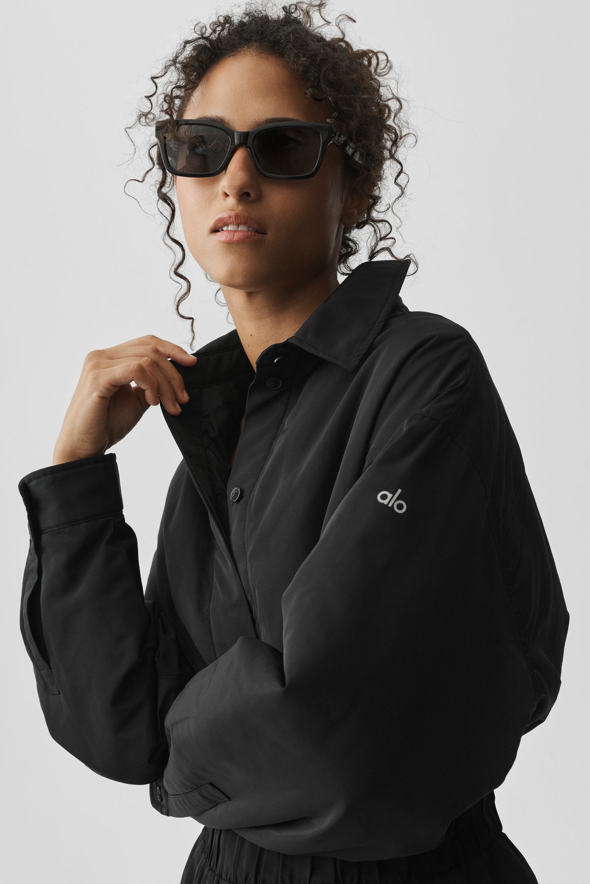 Socialite Shacket - Black--3