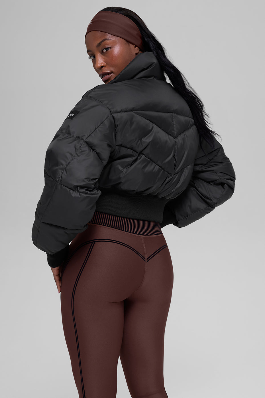 Cropped Atmosphere Puffer - Black--3