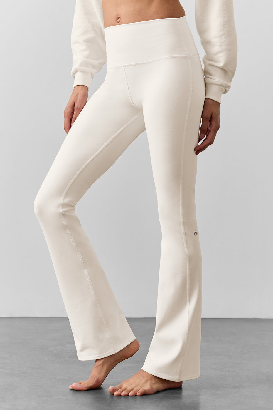 Airbrush High-Waist Bootcut Legging (Regular) - Ivory--2