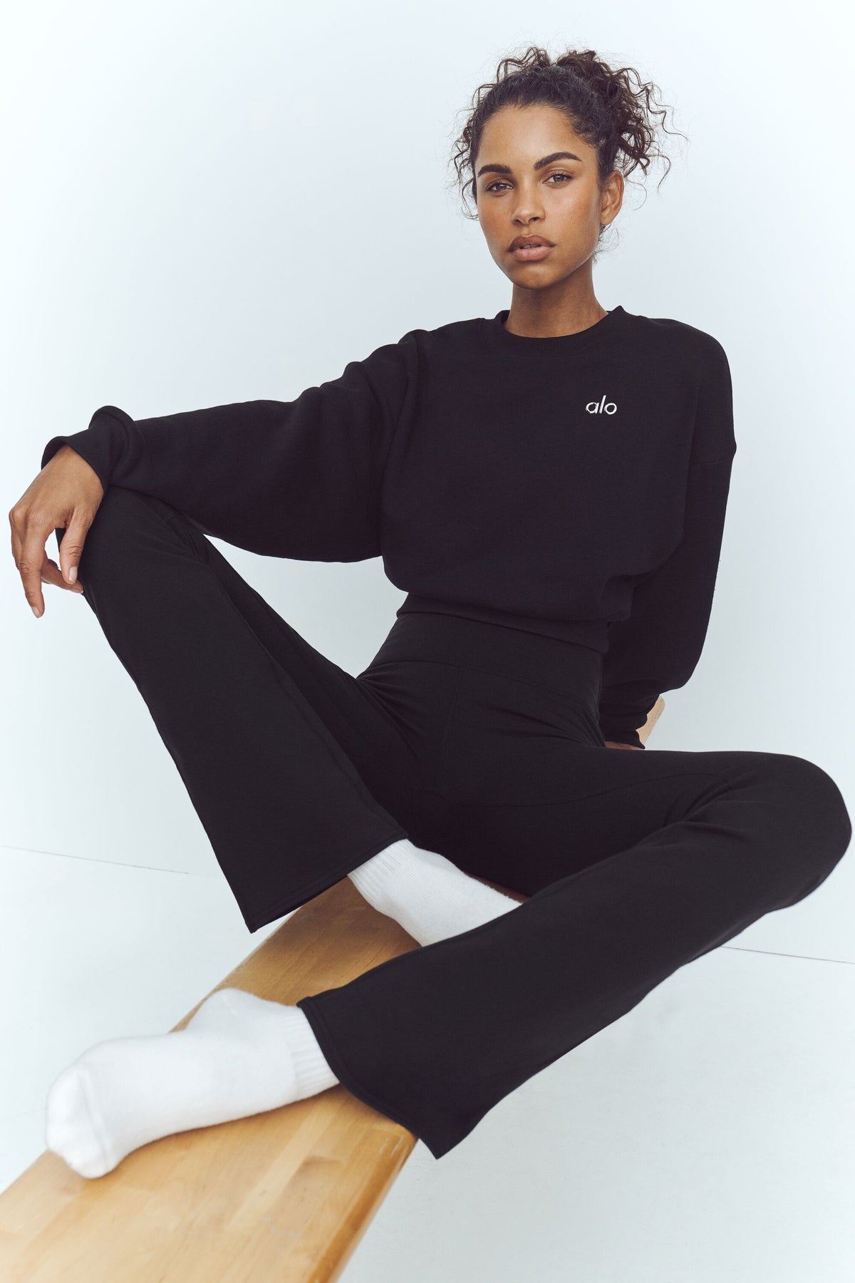 Airbrush High-Waist Bootcut Legging (Short) - Black--0