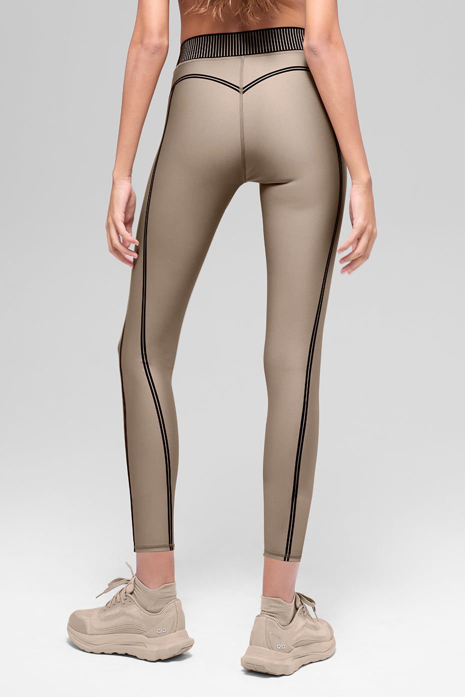 Airlift High-Waist 7/8 Line Up Legging - Gravel--1