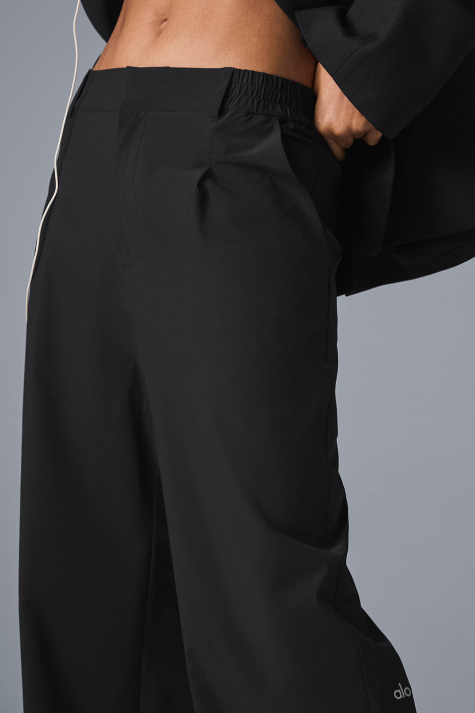 High-Waist Pursuit Trouser (Long) - Black--4