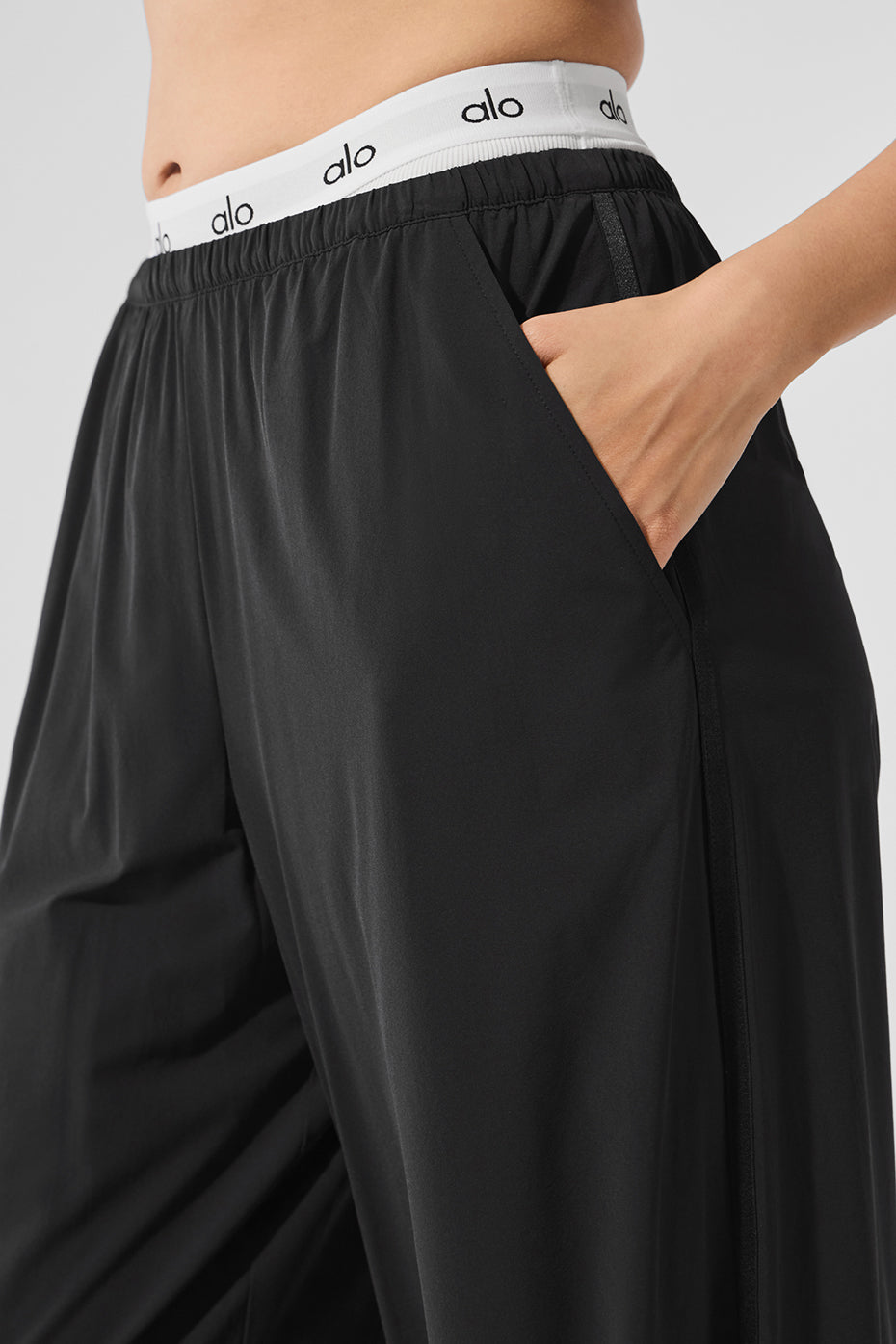 Breezy Wide Leg Pant (Long) - Black--3