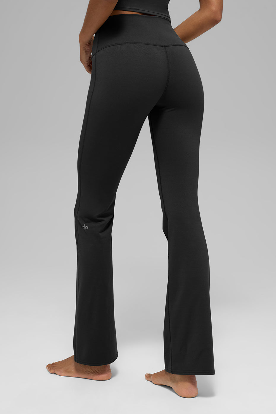ALO Softsculpt High-Waist Bootcut Legging (Regular) - Black--3