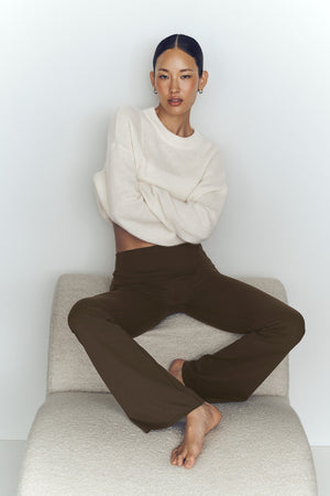ALO Softsculpt Foldover Flare Legging (Regular) - Espresso