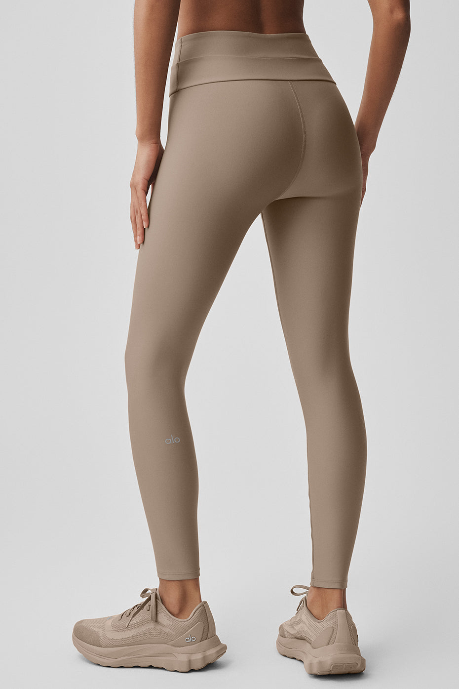 Airlift High-Waist 7/8 Horizon Legging - Gravel--3