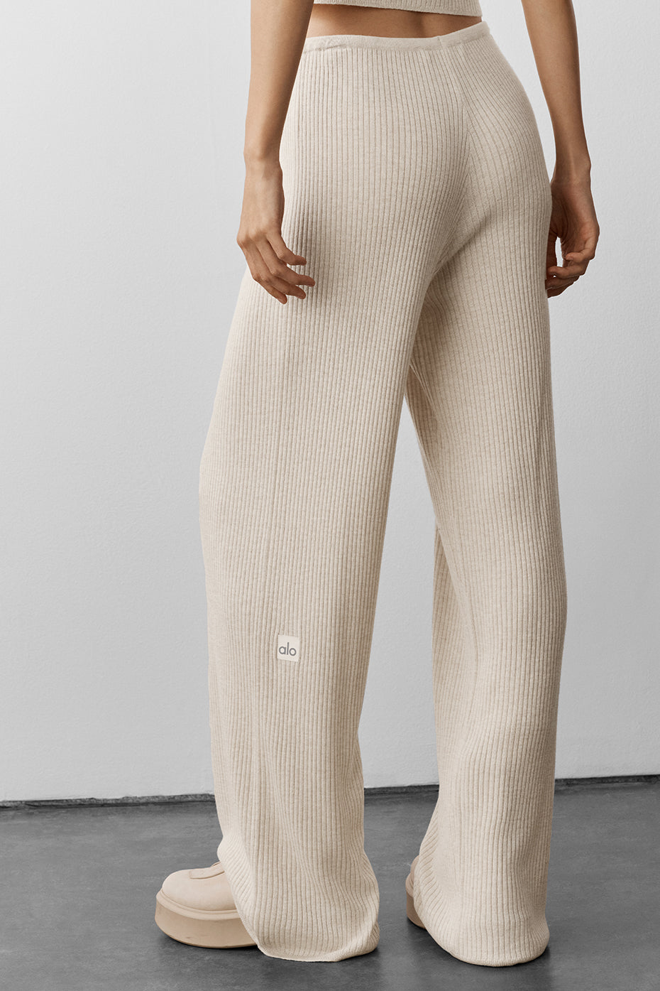 Sweater Knit Mid-Rise Unwind Wide Leg Pant - Oatmeal Heather--3