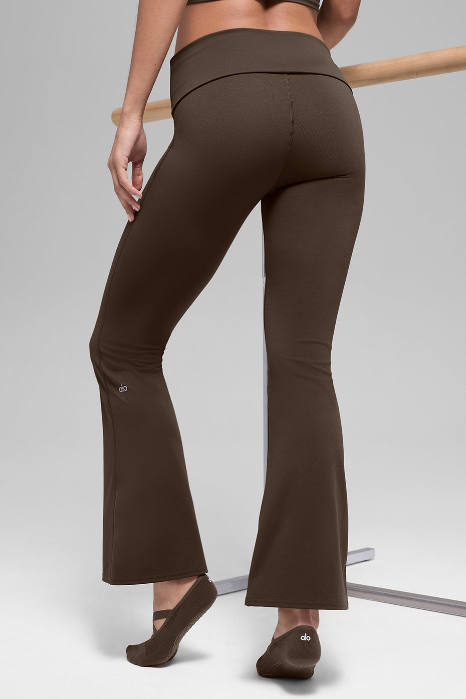 ALO Softsculpt Foldover Flare Legging (Short) - Espresso--2