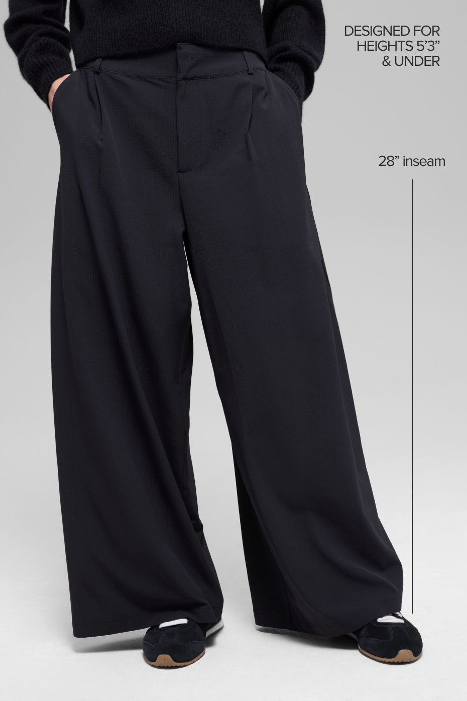 High-Waist Dreamscape Trouser (Short) - Black--1