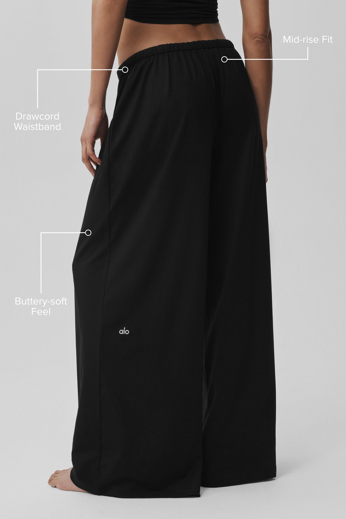 Alosoft Mid-Rise Finesse Wide Leg Sweatpant - Black--1