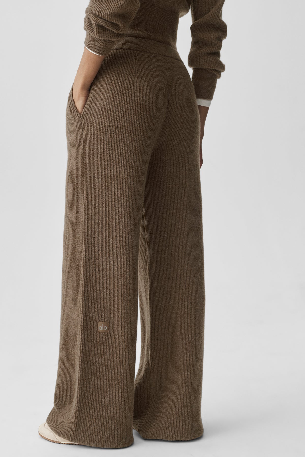 Cashmere Wool Low-Rise Harmony Trouser (Regular) - Java Brown Heather--3