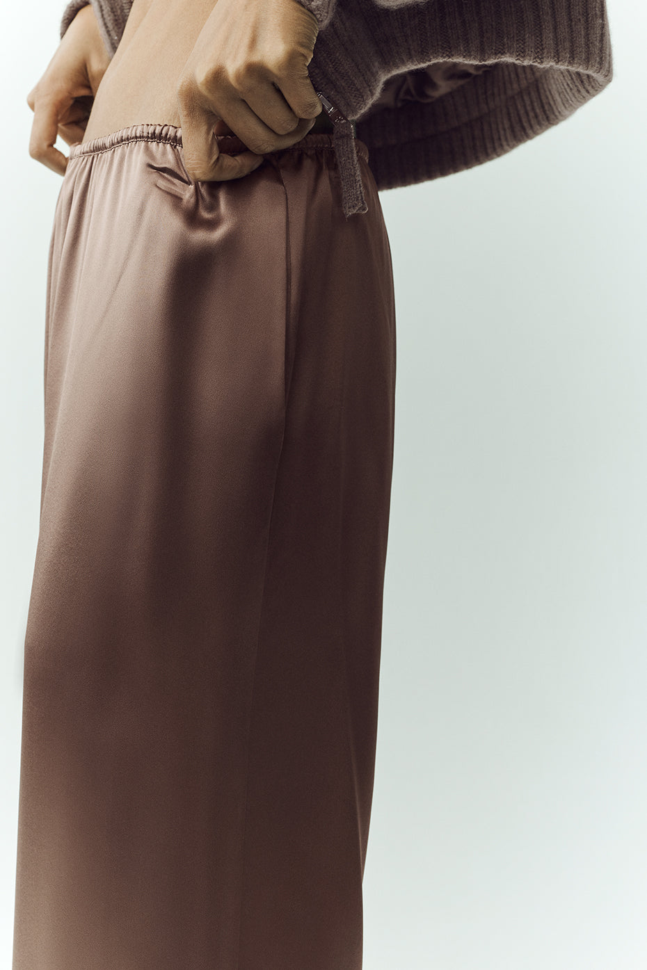 Silk Luminous Pant (Long) - Alpine Cocoa--3