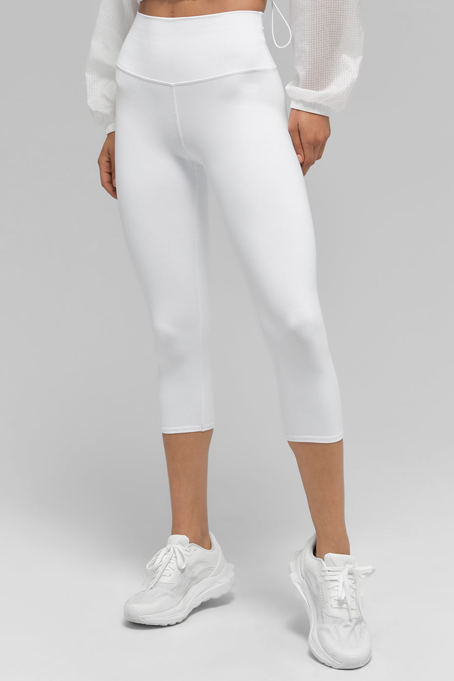 High-Waist Airbrush Capri - White--0